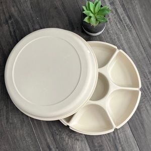 SHIPS FREE!  Tupperware Divided Relish Tray